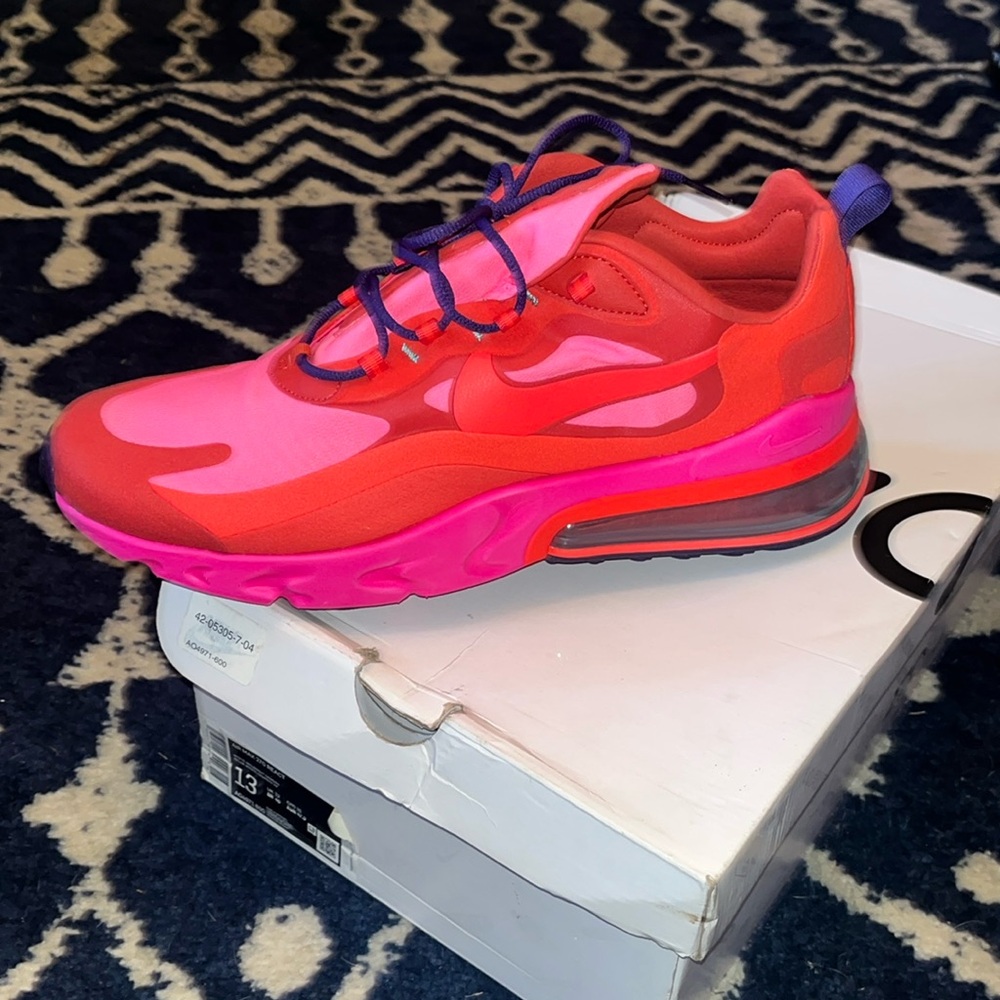 Nike Air Max 270 React